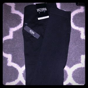 Victoria’s Secret sport leggings